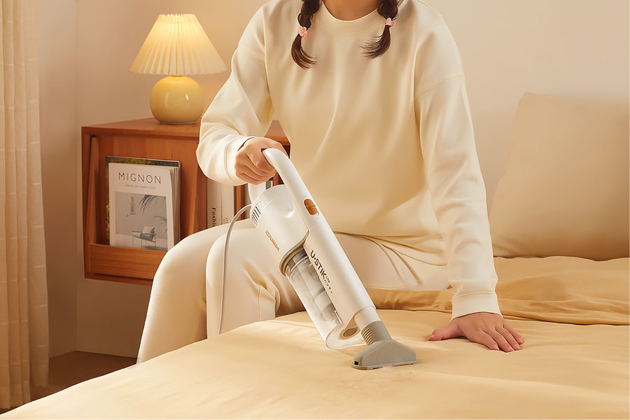 Kepala pembersih dapat diganti sesuai dengan kebutuhan, diantaranya untuk membersihkan kasur, sofa, bantal hewan, dan lainnya.